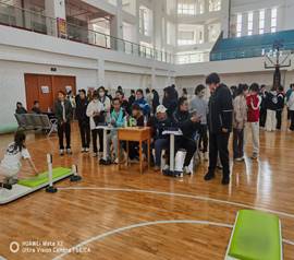 牛爱兰老师作指导