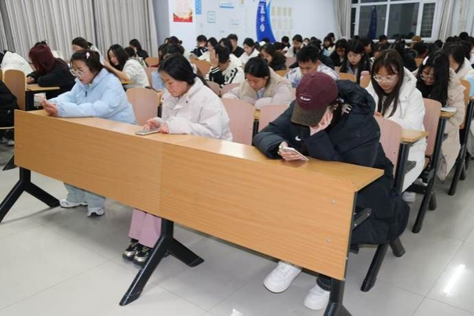 03cded9adf9ff4b568a1c1175fa32cee_