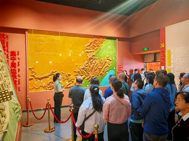 5715b663abb7a847823034a3a23dc6d