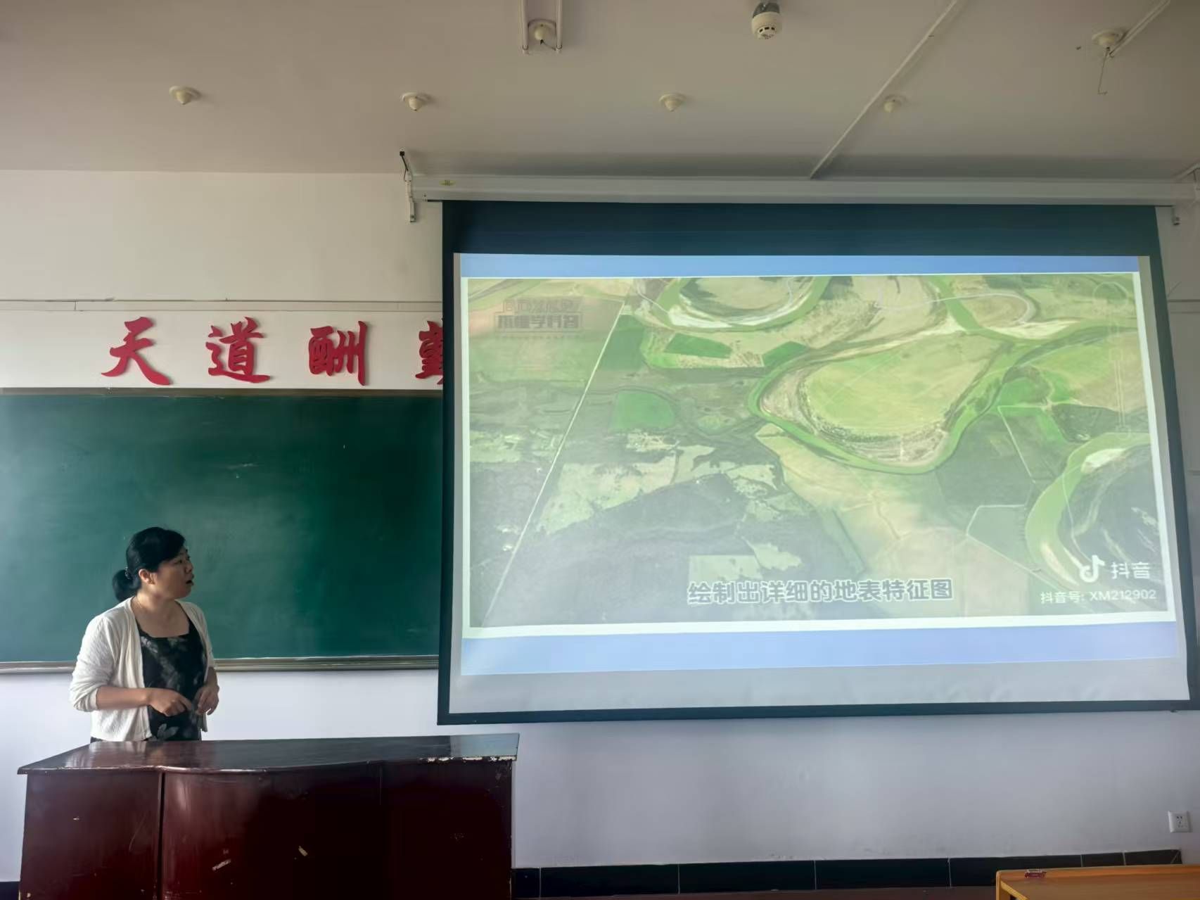 5af6c4957aa952bc1fcf0e0c1ac1cdc9